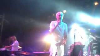 Mr Hudson - Supernova (Live at Wireless Festival 2009)
