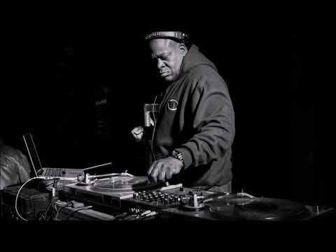 Chuck Chillout on 98.7 Kiss FM & Mr.Magic Rap Attack w/ Marley Marl on 107.5 WBLS from 1987