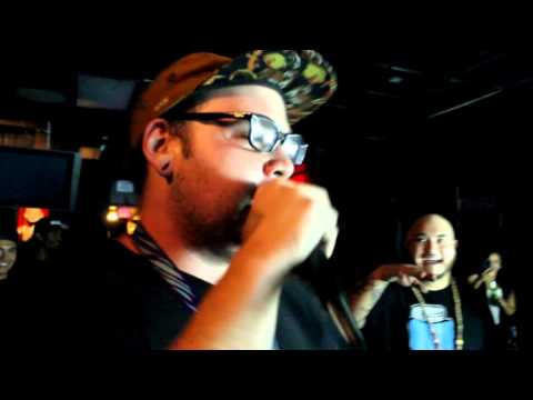 Asend & Joey Greaseball vs 1000 Words & Geronimo X