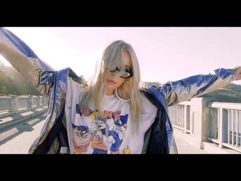 download lagu mp3 mp4 Debbie I, download lagu Debbie I gratis, unduh video klip Debbie I