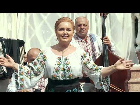 Nătălița Munteanu - Uite-așa , arată o bunică!