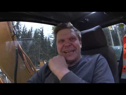 Juha ryytimaan kimpussa