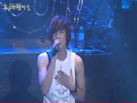 101107 FT Island Beautiful Journey Concert - Calluses Being Stuck