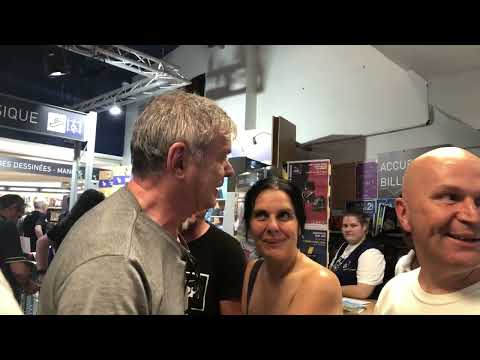 Stranglers   2022 06 18   JJ Burnel shaking hands @ Gibert store in Paris