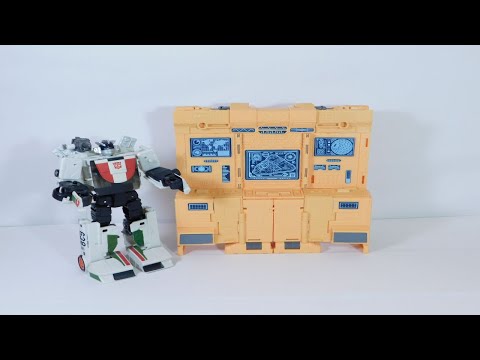 Transformers Kingdom Titan Class Ark Review (Mainframe)