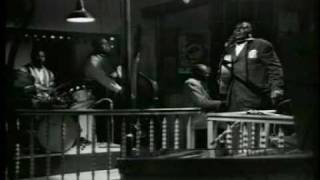 Howlin Wolf   Love me Darlin