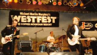 Raul Malo and the Mavericks: Touch A Lonely Heart