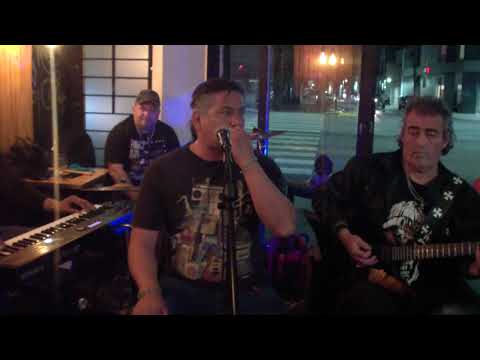 MARCAS, TRUCOS VIEJOS ELECTRO ACUSTICO EN ALMA BAR 09/10/2021