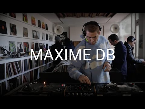 Yoyaku instore session with Maxime dB