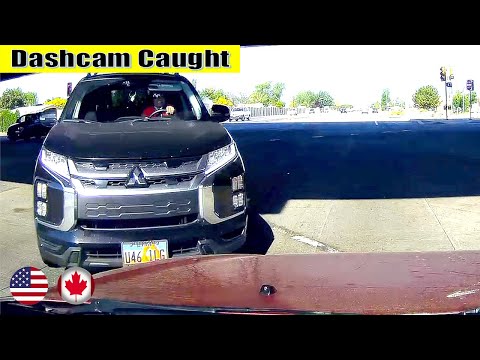 North American Car Crash Compilation - 34