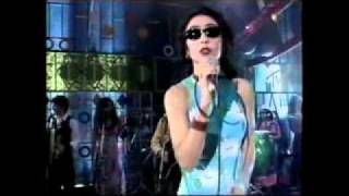 1/3- Marisa Monte "Segue o Seco" no VMB 1995 (MTV)