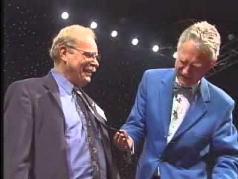 BOB ARNO Entertaining - Collaborative Agency Group