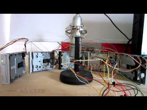 [Floppy Music] Loituma - "Ievan Polkka" on floppy drives!