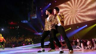 Glee The 3D Concert Movie - Pretty Young Thing Cast Performance