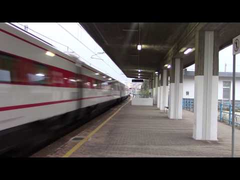 ES* 9873 SUBITO DOPO L' IC 551!