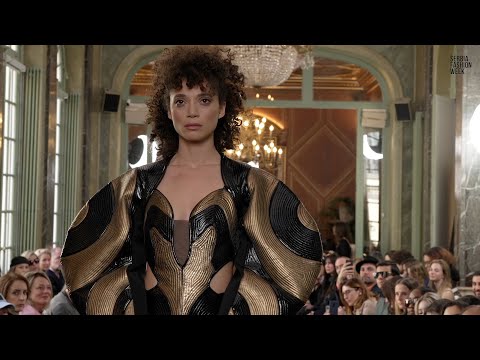 Elena Malesevic Fall/Winter 2023 Runway Show | Serbia Fashion Week | VRAI Magazine