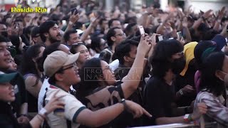 Download lagu PERDAMAIAN - NASIDA RIA VOC MAKHI LIVE PESTAPORA 2022 #nasidaria #qasidah mp3 Download lagu PERDAMAIAN - NASIDA RIA VOC MAKHI LIVE PESTAPORA 2022 #nasidaria #qasidah mp3