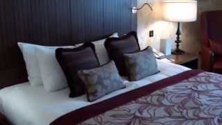 preview picture of video 'Hilton Glasgow, UK - Review of a Executive King 1802'