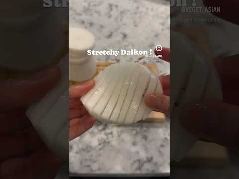 Stretchy Daikon #stretchydaikon #stretchyradish #radish #daikon #vegetariansteak #daikonsteak