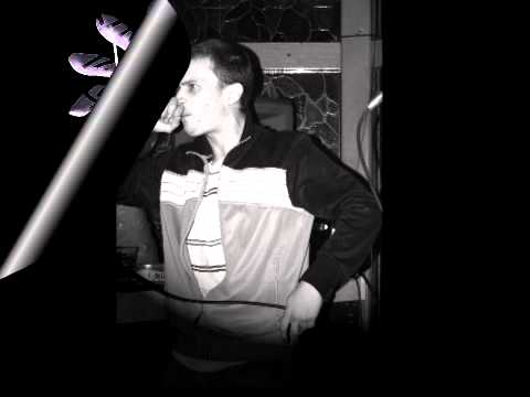 Vauks feat. Alyo - Ne Dosežem