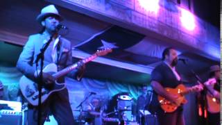 The Mavericks - LaBamba &amp; Dance In The Moonlight (featuring Eddie Perez)