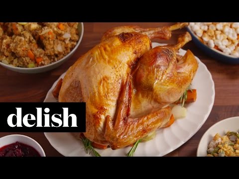 The Turkey-Roasting Hack Everyone Should Know Before Thanksgiving