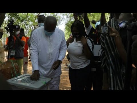Ghanaian opposition leader Mahama votes in presidential elections | AFP