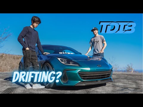 Sliding my 2022 BRZ with @ThatDudeinBlue !