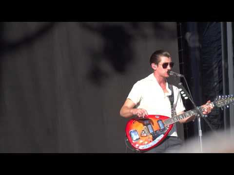 Arctic Monkeys - Do I Wanna Know live @ Firefly Music Festival 2014