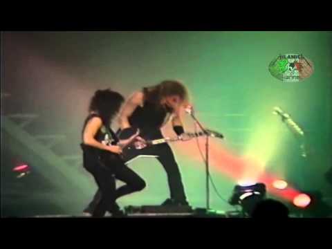 Metallica - James vs Kirk Guitar Battle - One - 1991