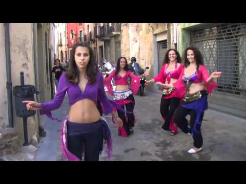 Lipdub al meu poble, Anglès - Txarango - Vola