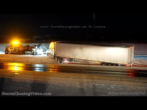 Lots of spin outs and crashes along Interstate 94 in Minnesota - 12/28/2021
