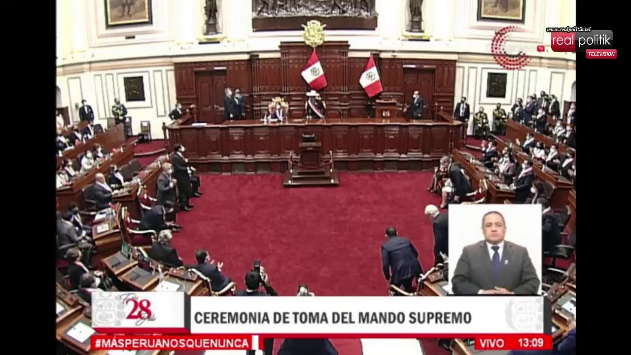 Pedro Castillo asumió la presidencia de Perú: "Es la primera vez que gobernará un campesino"