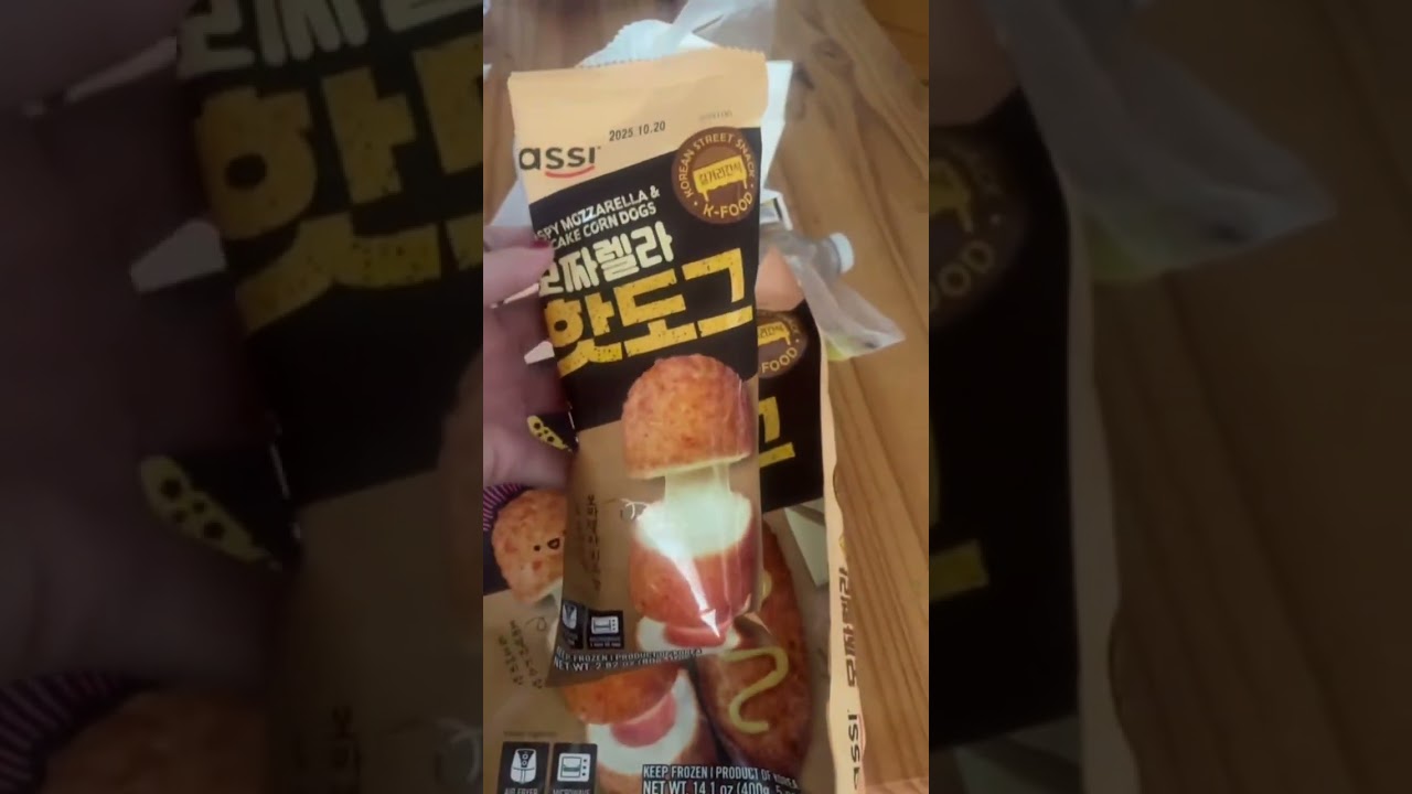 Crispy Mozzarella & Fish Cake Corn Dogs #corndog #crispymozzerellafishvakecorndog #koreancorndogs