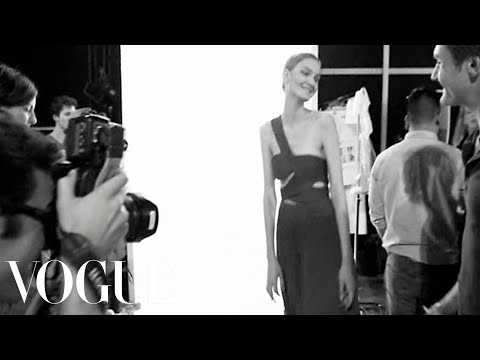 Chloé Ready to Wear Spring 2011 Vogue Fashion Week Runway Show