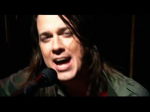 She's the Man ''Let's Go'' ft  Dave Lichens