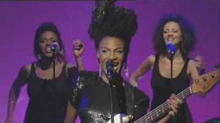 Noisettes Wild Young Hearts (LIVE)