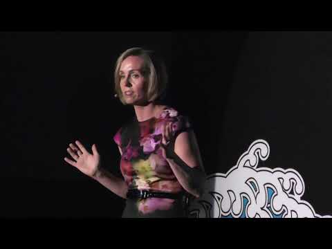 Living Life to the Fullest | Fiona Callanan-Thorsby | TEDxTinHauWomen