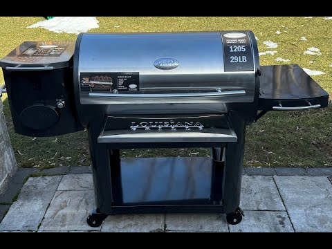 Louisiana Grills Founders Legacy LG1200FL Unboxing, Walkthrough & Burn In