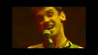 Manu Chao ¬ Peligro (live 2001)(From DVD Babylon&#39;s Fever)