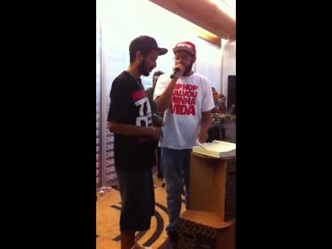 Dicionário SESC rimado por @emicida e @McMaxBO Pt. 1 | Bienal do Livro SP 2012