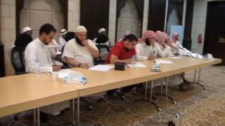 كل ثوب لا يجوز لبسه حياً فلا يجوز التكفين فيه image