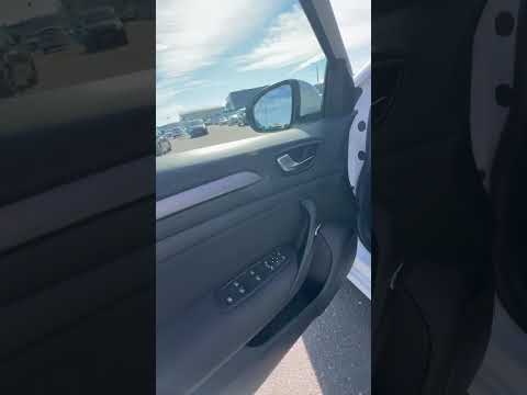 фото renault megane iv рестайлинг 0