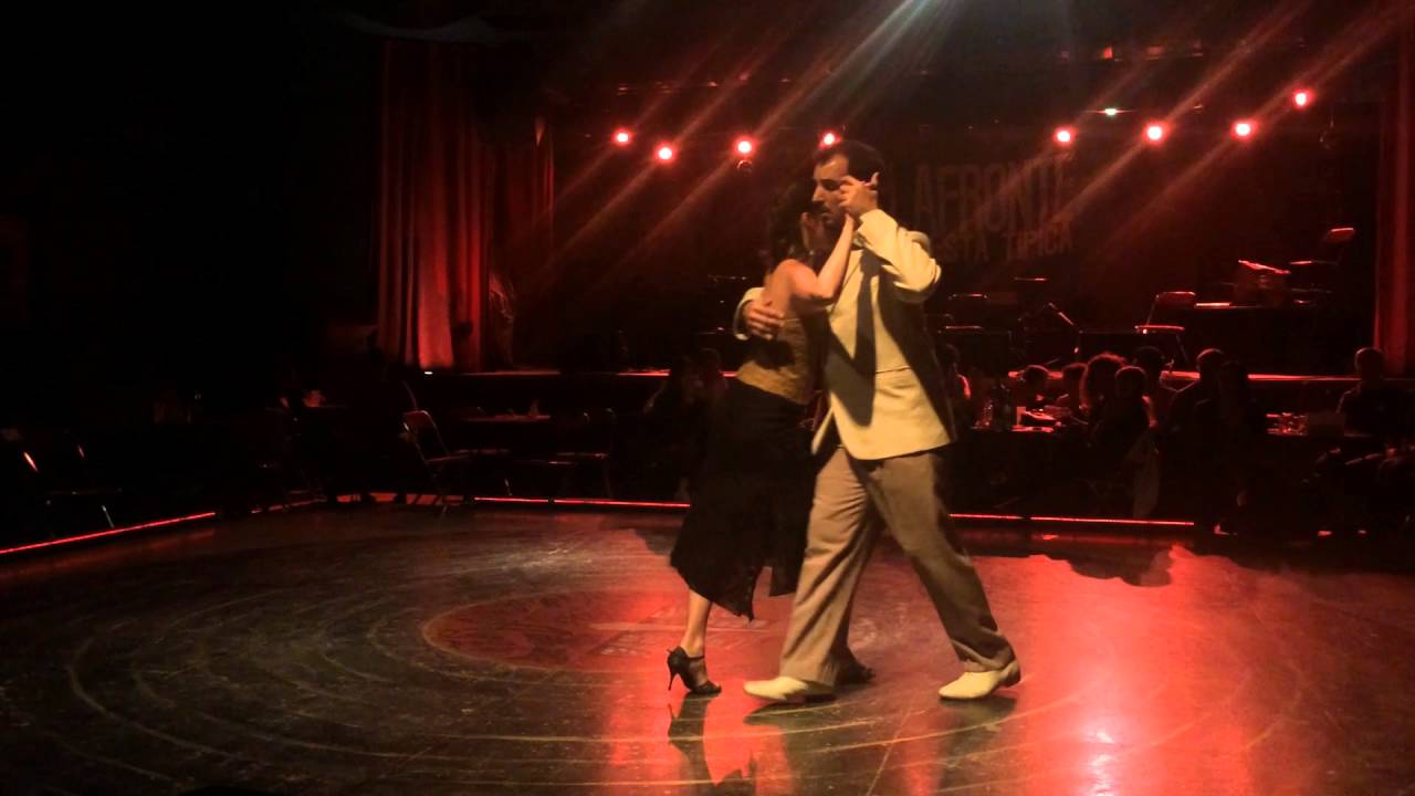 3 de 4 - Natalia Agüero y Agustin Venturino - Bendita Milonga