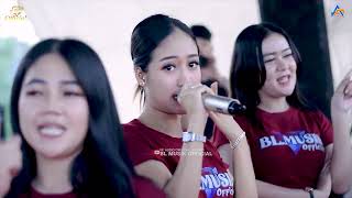 Download lagu ERNACABE DISERBU PENGANTIN - BADAI ASMARA - SEMIFULL BLMUSIK LIVE IN PAMUNJUL BAYAH mp3 Download lagu ERNACABE DISERBU PENGANTIN - BADAI ASMARA - SEMIFULL BLMUSIK LIVE IN PAMUNJUL BAYAH mp3