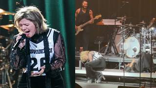 Kelly Clarkson Sings Fan-Requested 'Underneath The Tree' In October