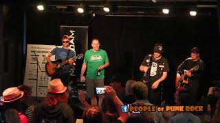 GUTTERMOUTH - Lipstick @ L'Anti, Québec City - 2017-09-08