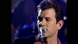 Chris Isaak and Silvertone performing "Graduation Day" 1/25/96 + E.T. segment