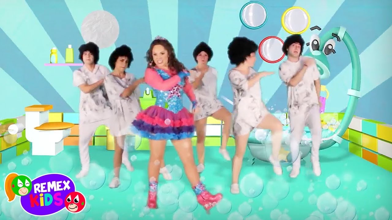 Watch Tatiana - No me quiero ba帽ar (Video Oficial) Now Tatiana - No me quiero ba帽ar (Video Oficial)