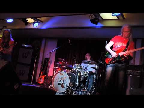 Alapi Power Trio live at Pecsa Café 04.14.2014. Budapest